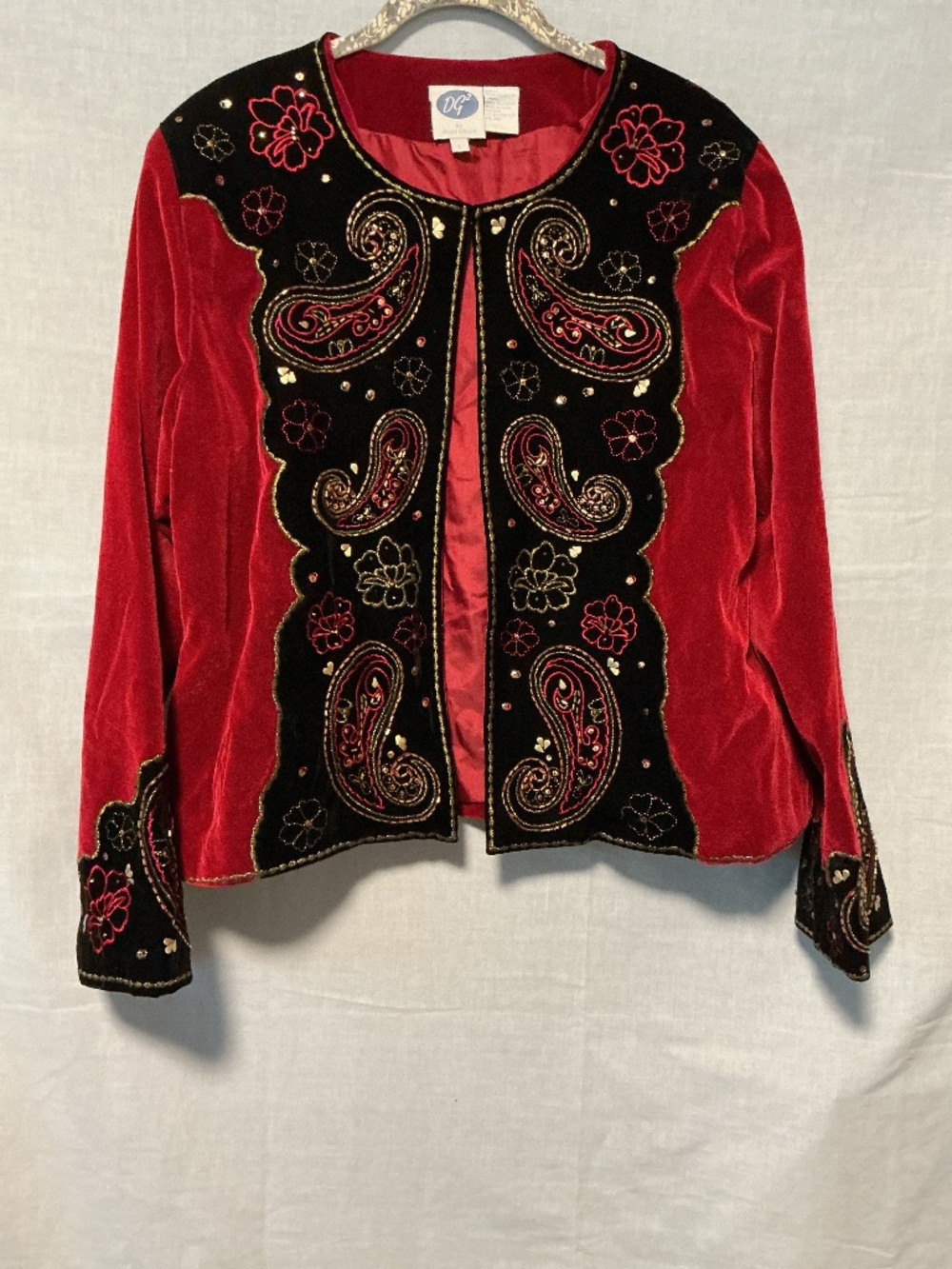 DG2 by Diane Gilman Red & Black Velvet Embroidered Cropped Jacket Women